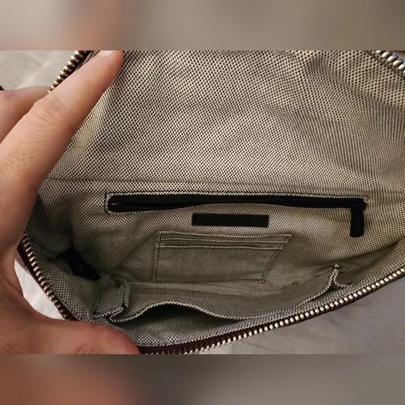 NWOT Rebecca Minkoff Edie Large Leather Sling Bag - Picture 4 of 6